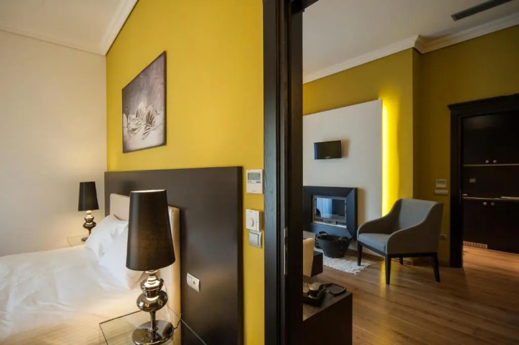 Levidi Suites