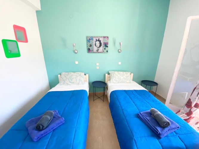 Standard Twin room with balcony