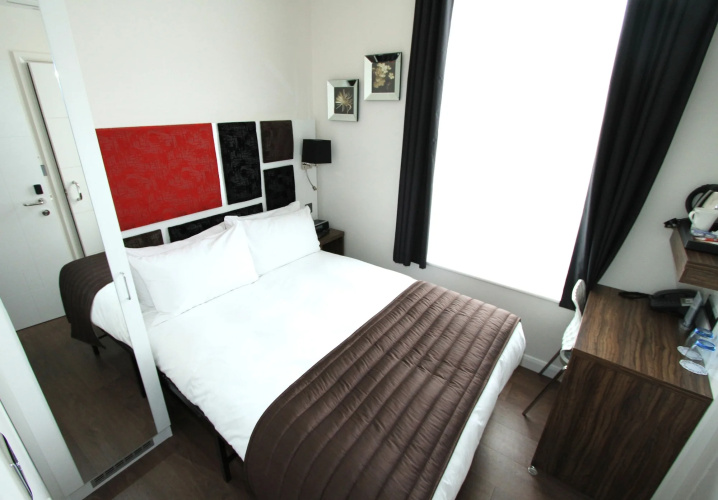 Chiswick Rooms Hotel Overview