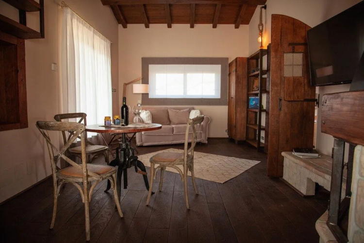 B.O. Spa Suite