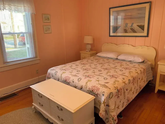 Laurel Street 212a