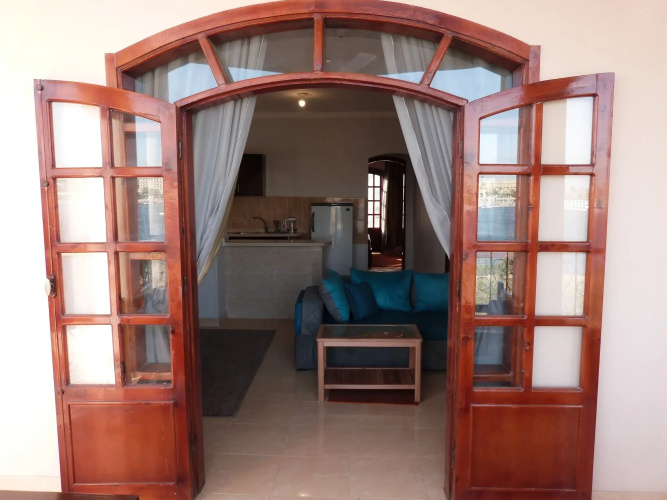 Luxor Plaza House