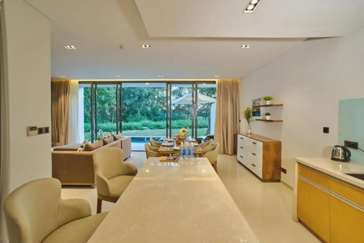 5-star Golf Resort Pool Villa