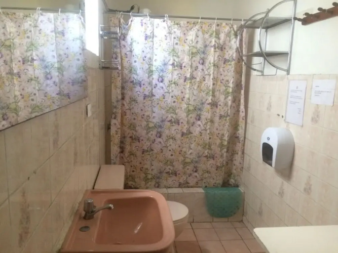 Explorers House - Hostel