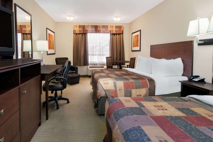 Ramada By Wyndham Weyburn photo 6