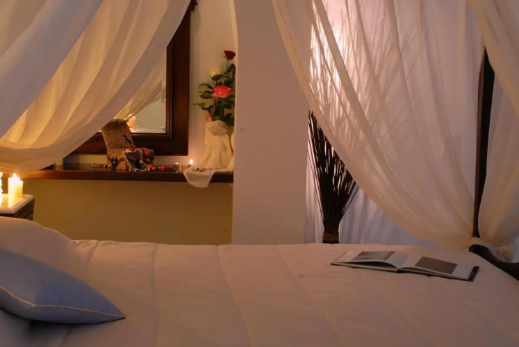 Absolute Bliss Imerovigli Suites