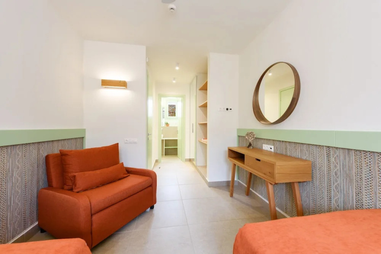 Plioni- Villas With Private Pool & Suites With Hot Tub