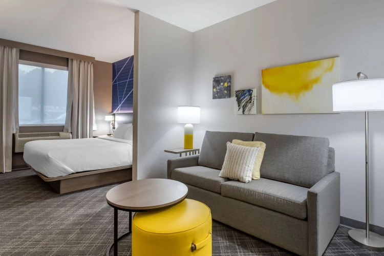 Double Suite