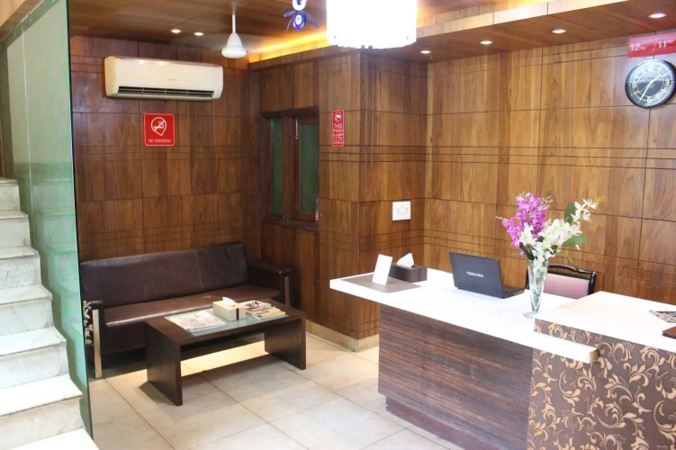Hotel Jashn Inn near Apollo Hospital, Delhi