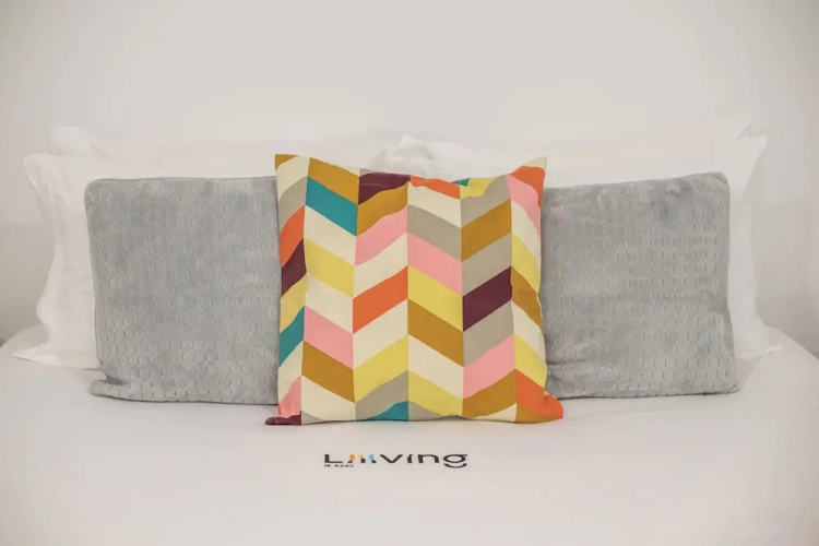 Liiiving - Warm Vintage Apartment