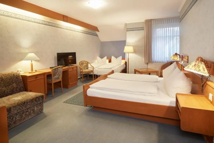 Standard Quadruple room