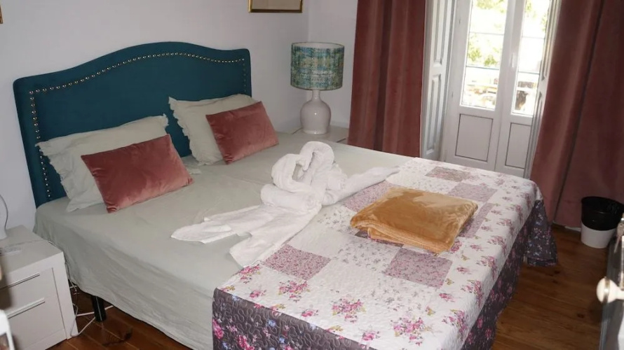 White and Grey Lisbon - Hostel