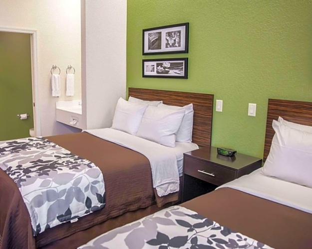 Quadruple Suite