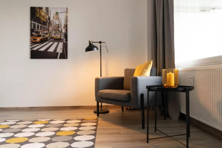 Apartment Bright - Central - Balcony - Tradefair
