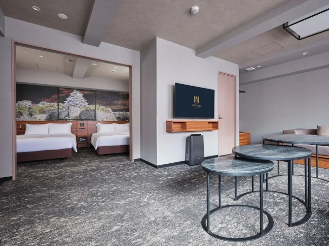 Grand Family room