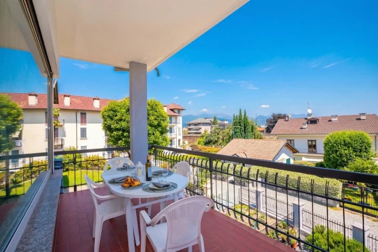Family Apartment with balcony