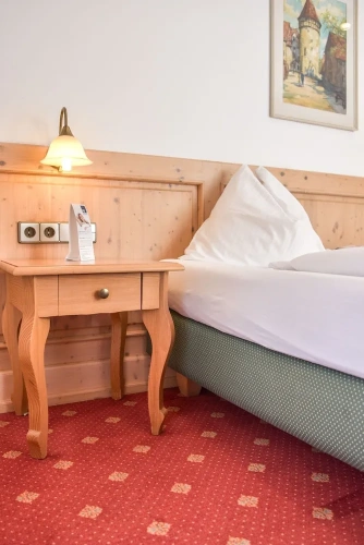 Comfort Single room with balcony and with courtyard view