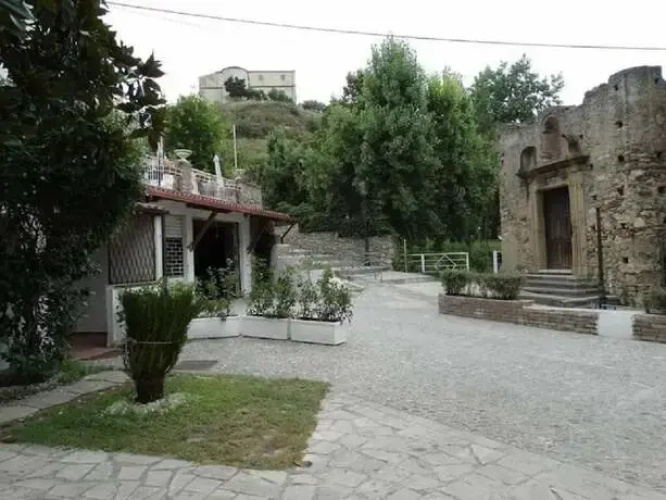 Silica Residence