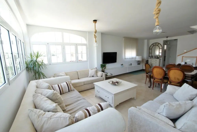 Hoyo 2 Apartment