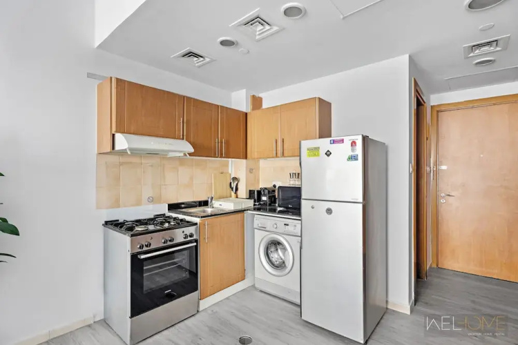 WelHome - Greenery Apt for Modern Studio in Production City