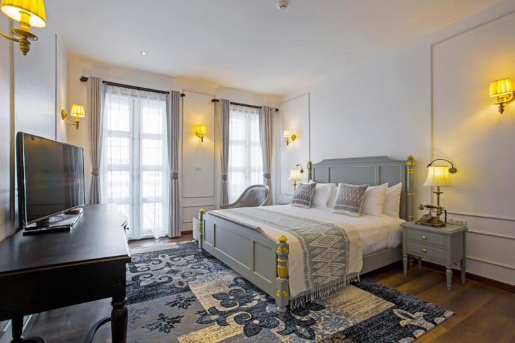 Double Suite