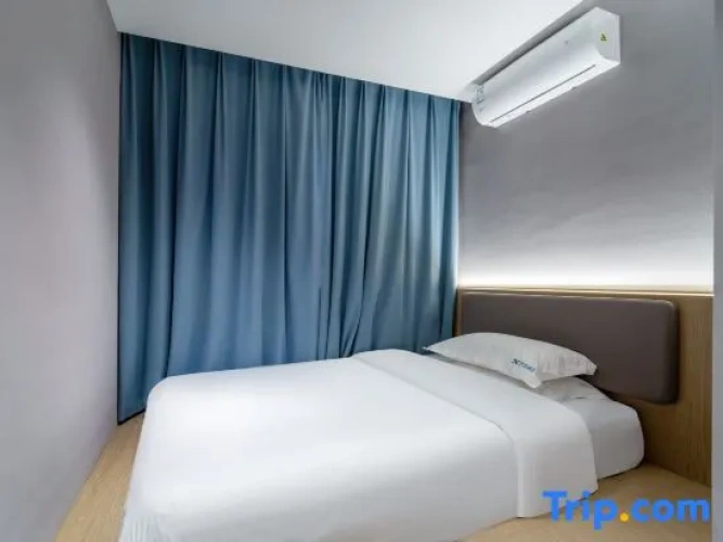 2 Bedrooms Business Suite
