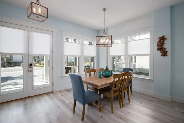 225 Sands St Stella Marina