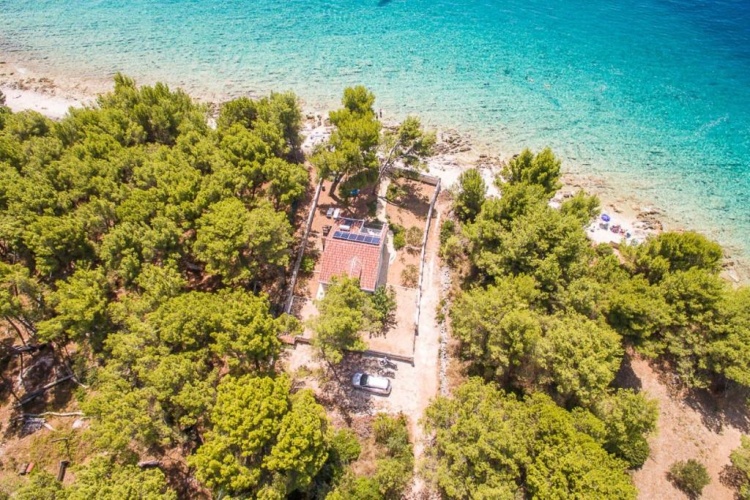 2 Bedrooms Cottage
