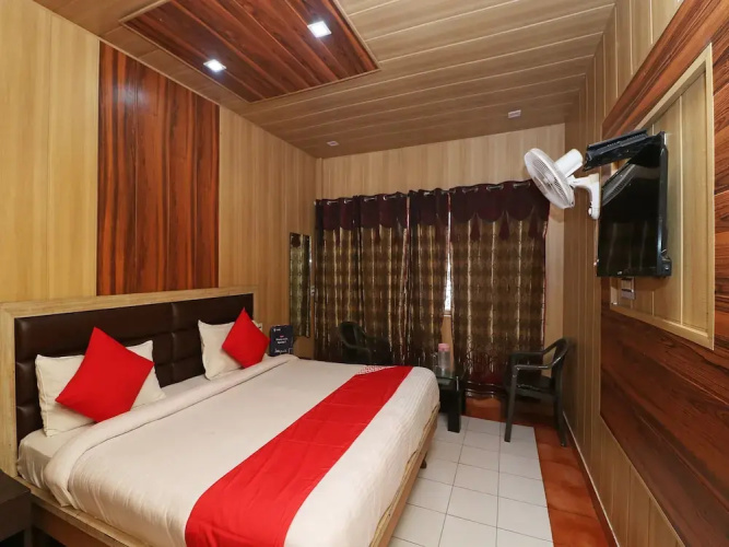OYO 18631 Hotel King's
