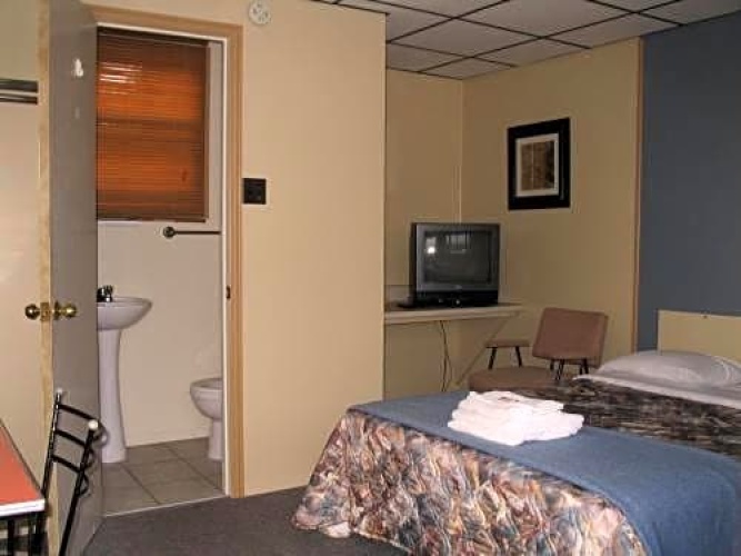 Economy room