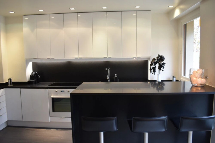 Studio Apartment Near Trocadéro & Champs Elysées - Image 8