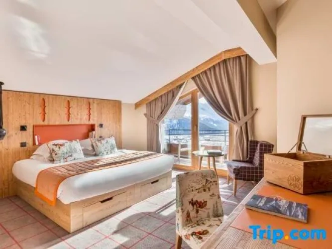 Deluxe Family room