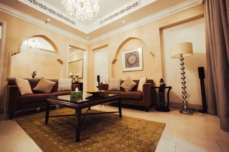 Incredible Stay at Dubai Old Town Souk Al Bahar