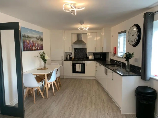 Deluxe Apartment