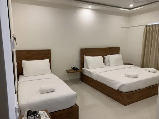 Hotel Airport City