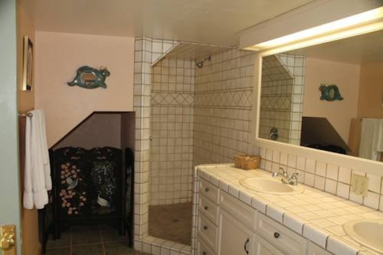 Canyon Rose Suites