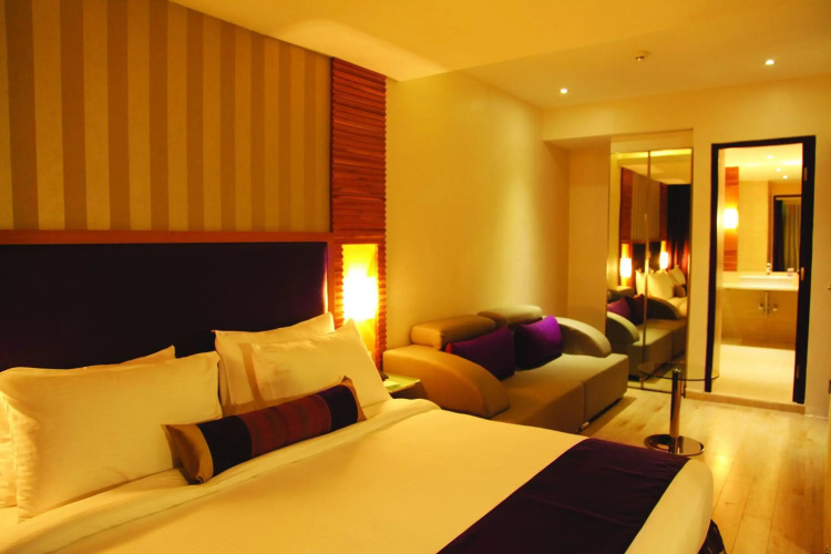 OYO Premium Karkhana Secunderabad