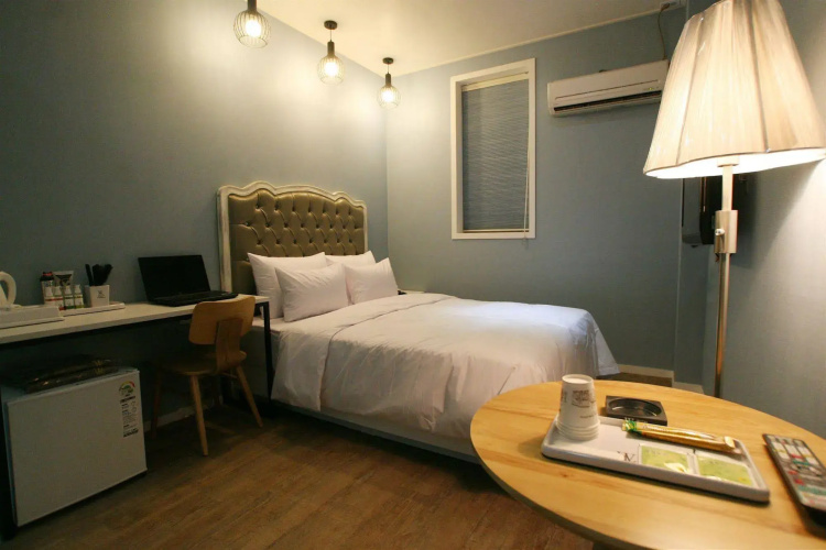Valt Hotel
