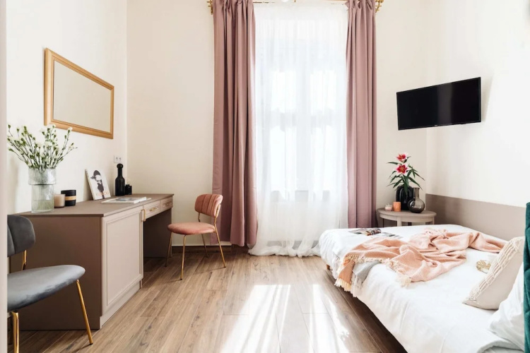 Sapphire Studios by Loft Affair