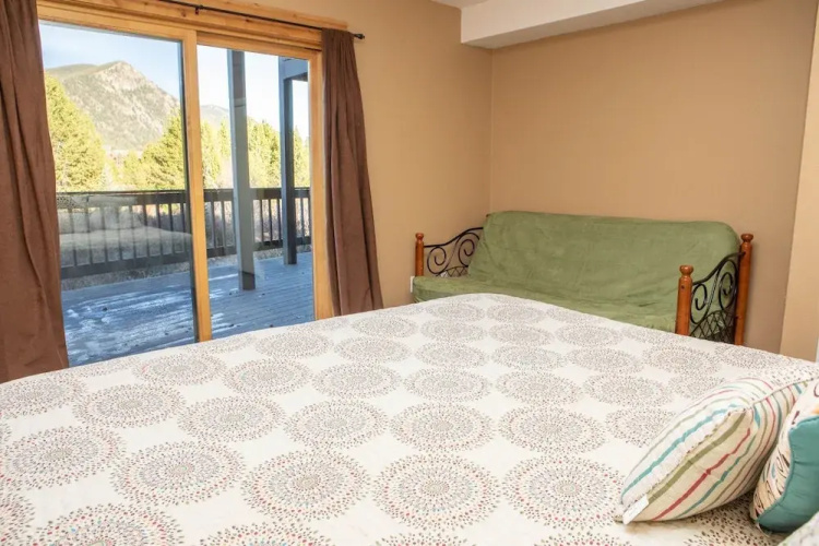 2964 Key 1 Bedroom Condo by RedAwning