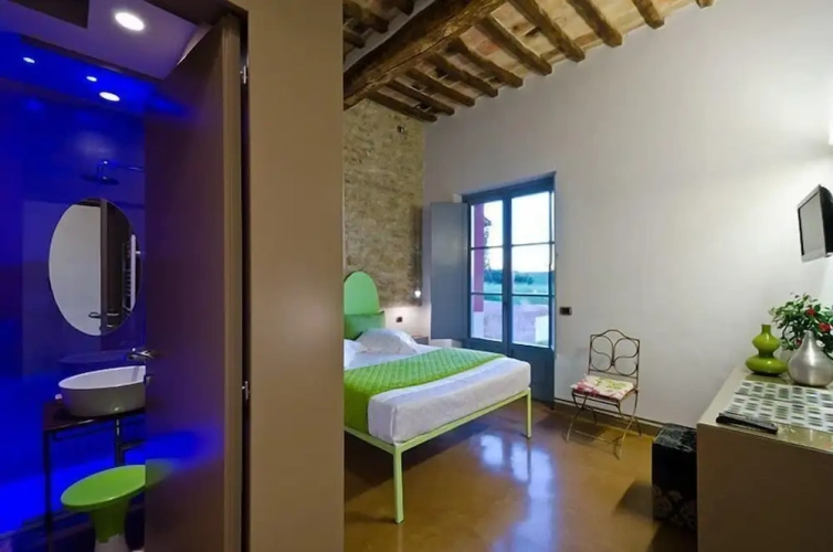 1 Bedroom Deluxe Apartment