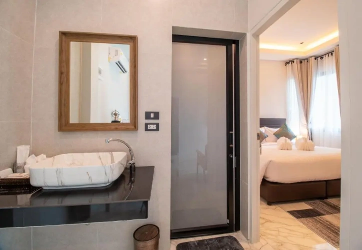 2 Bedrooms Suite