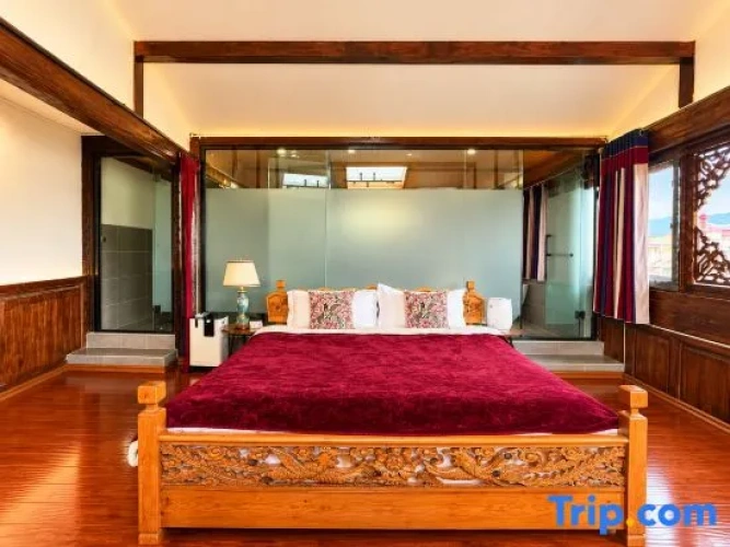 Deluxe Double room with view