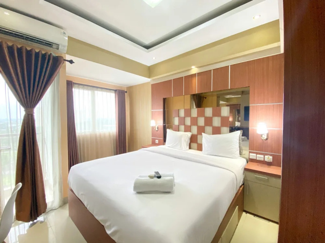 Cozy Studio Room At Oasis Cikarang Apartment