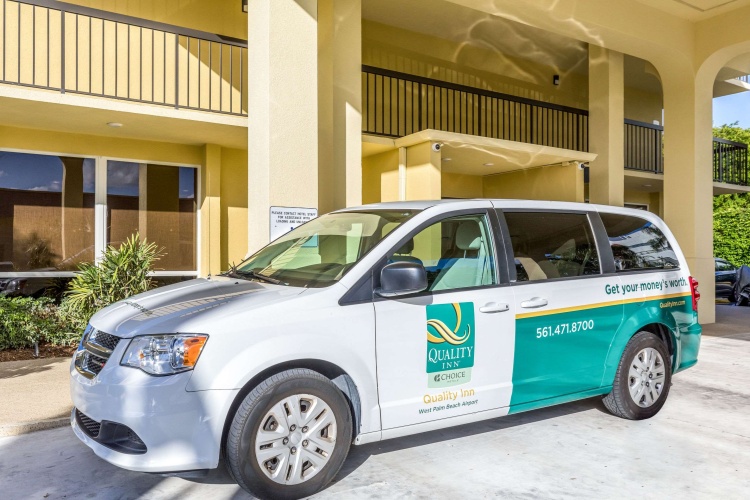 Quality Inn Palm Beach International Airport photo 19