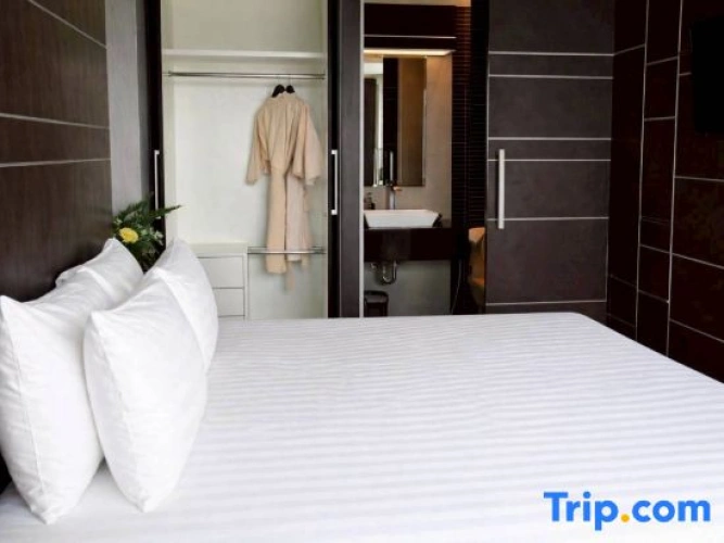 1 Bedroom Double Suite