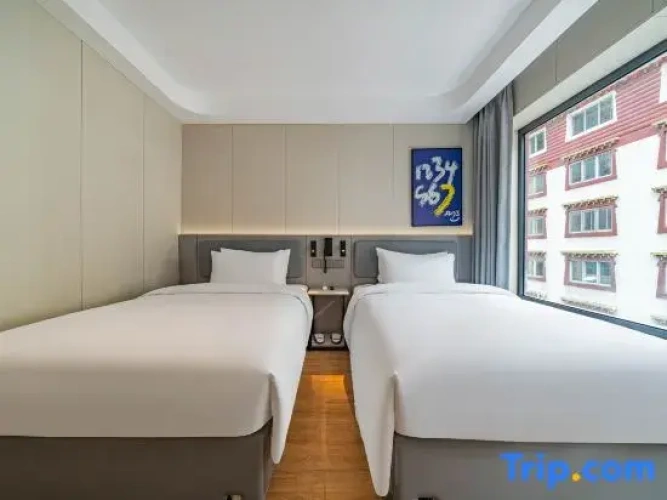 Premium Twin room