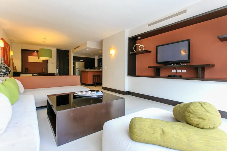 Aldea Thai 1134 2 Bedrooms by RedAwning