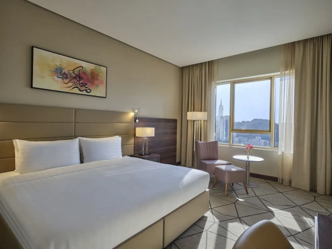Deluxe Double room with city view