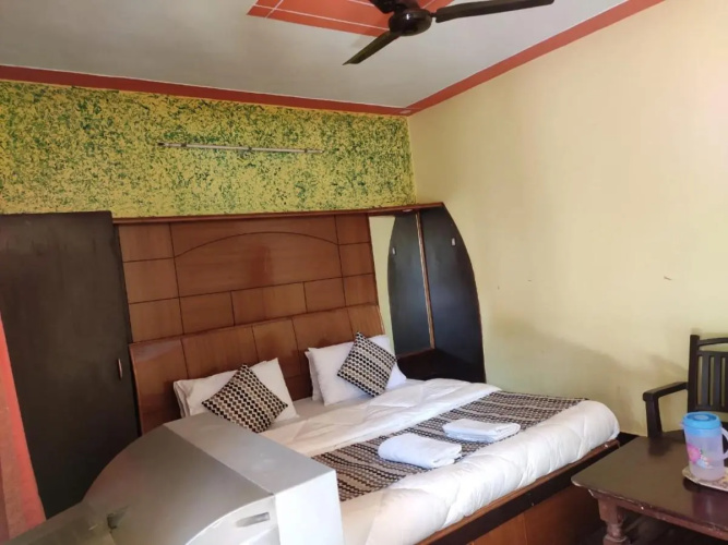 Hotel Deepraj, Kausani